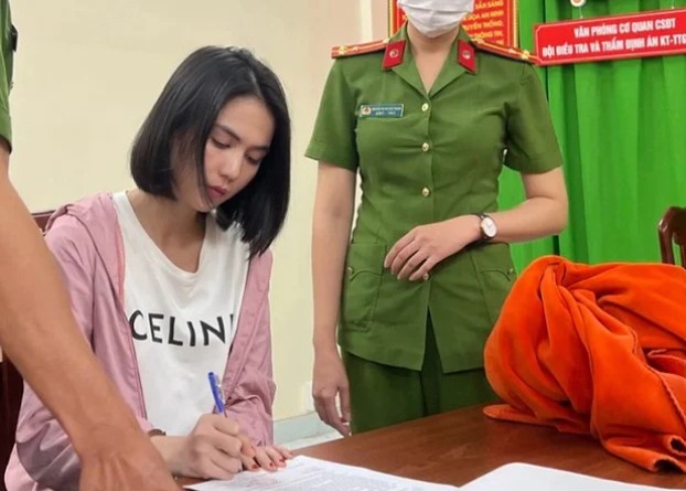 Động thái của Ngọc Trinh trên mạng xã hội sau hơn 1 tháng bị tam giam gây chú ý