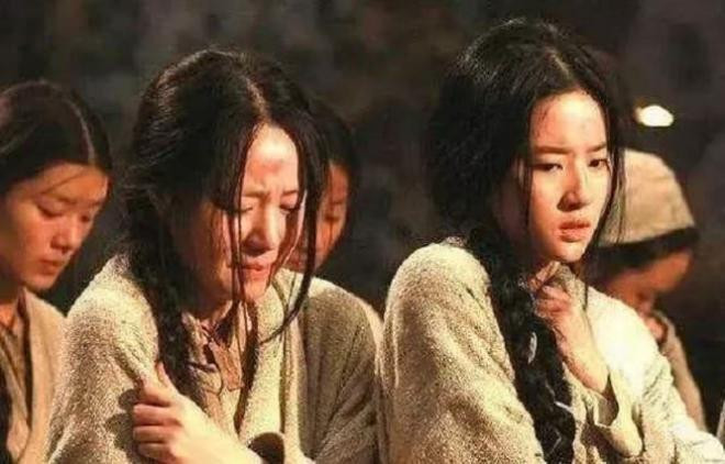 Vì cái chết vô tình của một phi tần, vị Hoàng đế này đã thẳng tay giết gần 3.000 cung nữ