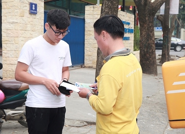 Làm sao để khách hàng không nghi ngờ khi mua hàng trực tuyến?