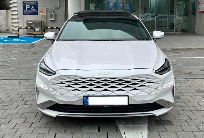 Cận cảnh ‘kẻ hủy diệt’ Toyota Camry giá 609 triệu đồng: Thiết kế cực sang chảnh, trang bị ngập tràn