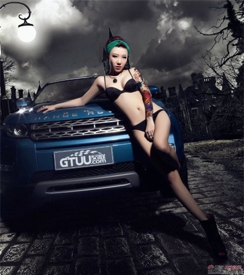 Mỹ nữ khoe dáng chuẩn bên Range Rover ảnh 9