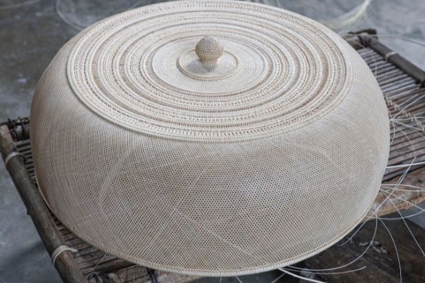 Cận cảnh lồng bàn đắt nhất Việt Nam, giá 30 triệu đồng/chiếc