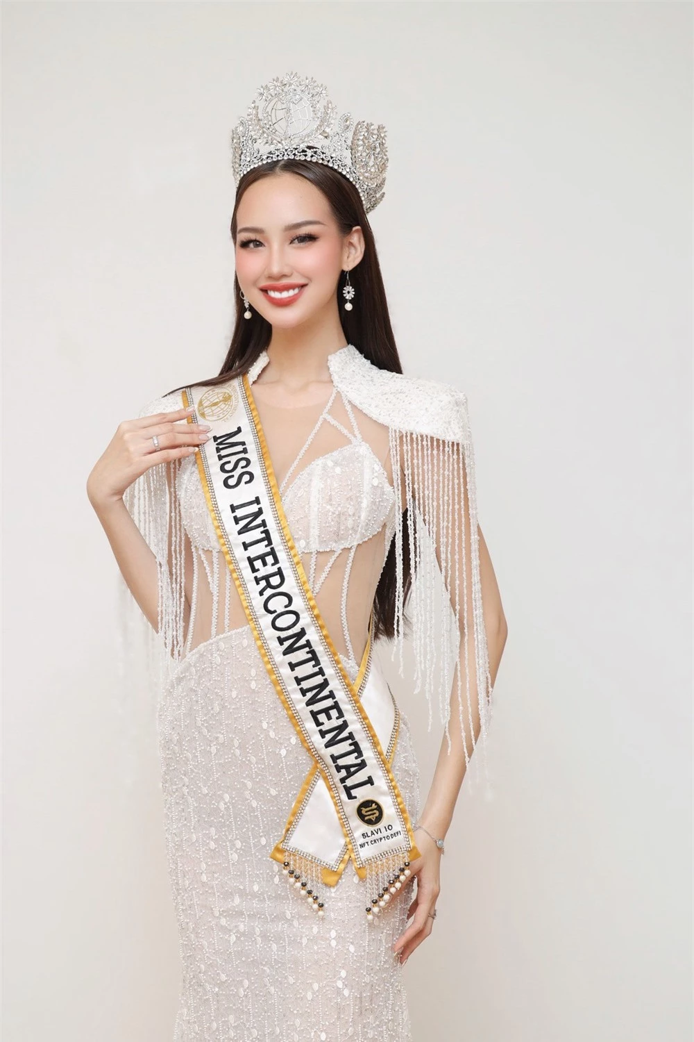 Á hậu Ngọc Hằng khoe dáng với bikini ở Hoa hậu Liên lục địa - Ảnh 3.