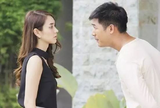 Đón cháu về nhà chơi một ngày, tôi đã tá hỏa nhận ra góc khuất trong cuộc hôn nhân của chị gái