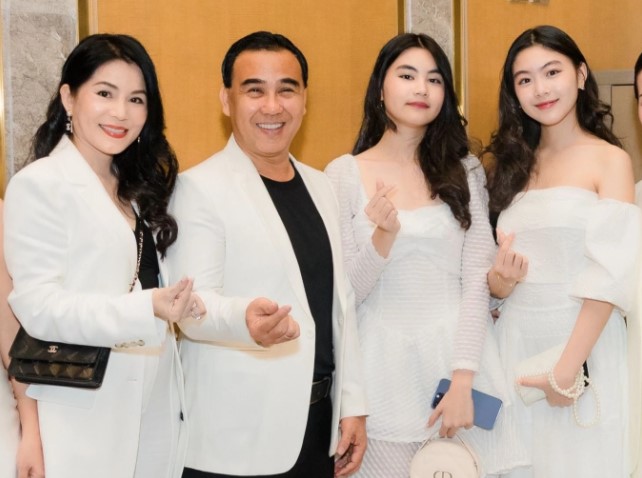 Dân tình "soi" được 1 hành động của Quyền Linh trên mạng xã hội, luôn quan tâm kỹ lưỡng thế này, bảo sao con gái học giỏi thế!