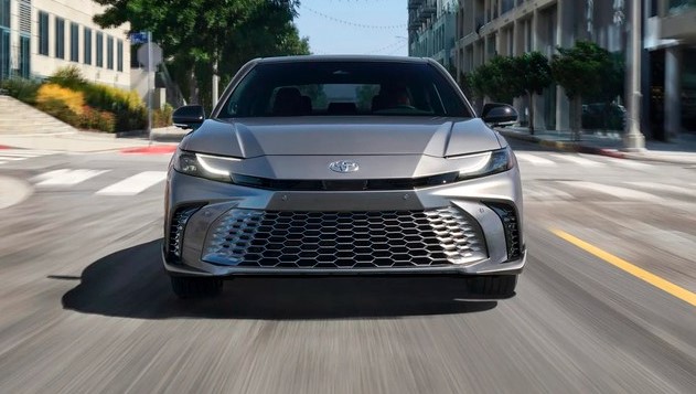 Những nâng cấp đáng chú ý trên Toyota Camry 2025