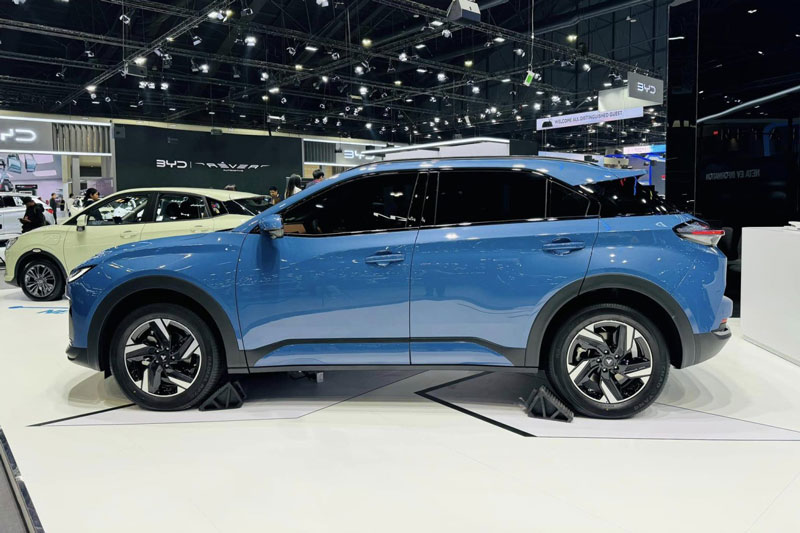 CLIP: Cận cảnh SUV lớn hơn Mazda CX-5, công suất 163 mã lực, giá ‘hạt dẻ’