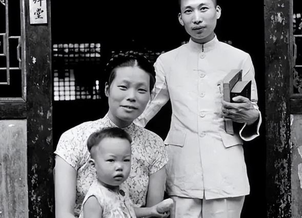 Loạt ảnh hiếm tiết lộ mức sống của gia đình giàu có ở Trung Quốc cách đây hơn 80 năm