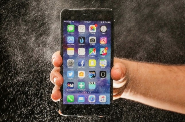 iPhone 7 Plus mất giá thê thảm sau khi iPhone 15 ra mắt, rẻ hơn iPhone 11 hơn 7 triệu