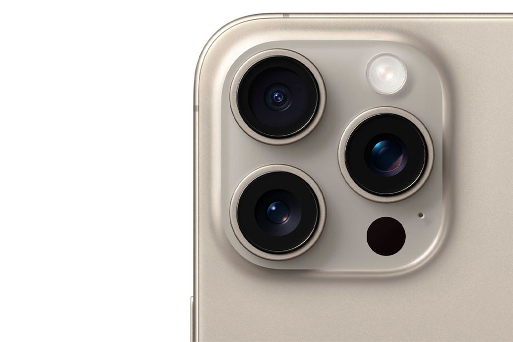 Bảng giá iPhone tháng 12/2023: Đồng loạt giảm giá sốc