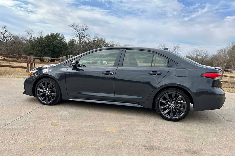 Top 10 ôtô cỡ nhỏ bán chạy nhất thế giới: Toyota Corolla vô đối