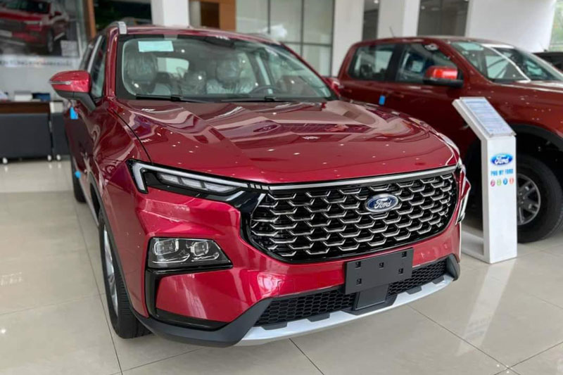 Ford Territory giảm giá ‘sập sàn’, quyết đua doanh số với Mazda CX-5