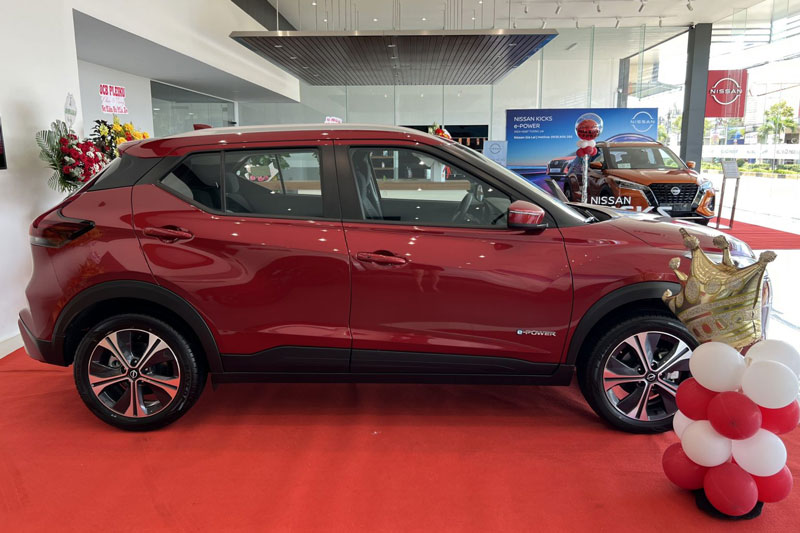 Đối thủ của Toyota Corolla Cross, Kia Seltos giảm giá 100 triệu đồng tại Việt Nam