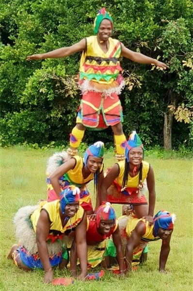 Lôi cuốn vũ điệu châu Phi ảnh 4