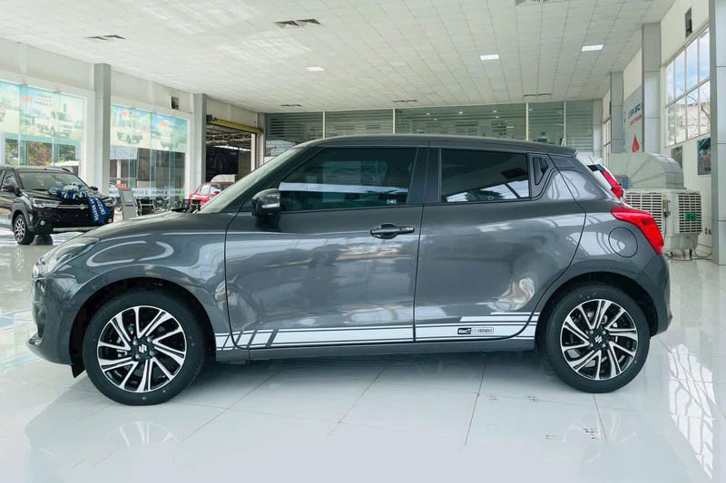 Bảng giá ôtô Suzuki tháng 12/2023: Giảm giá 110 triệu đồng