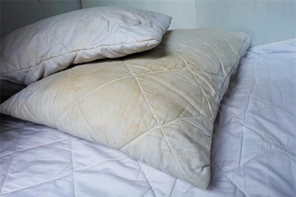 tẩy vết ố, cách tẩy vết ố vàng trên vỏ gối, kiến thức 