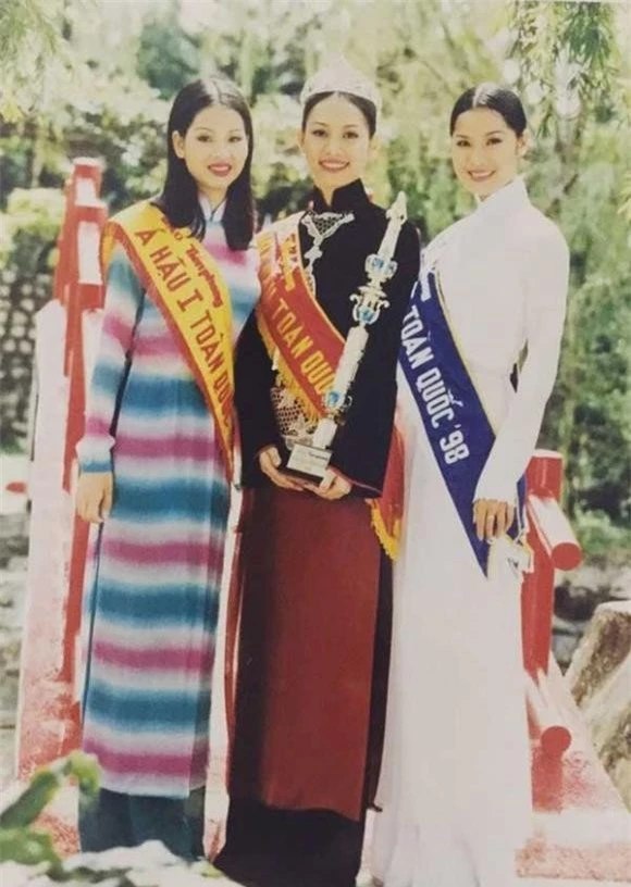 Hoa hậu Việt Nam 1998 giờ ra sao: Tuổi U50 phó mặc lão hoá, tự tin với nét đẹp "độc nhất" - 1