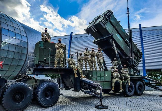 Hệ thống phòng không Patriot 'tiêu diệt' Su-34, Su-35 và 3 Mi-8 trong 300 giây?