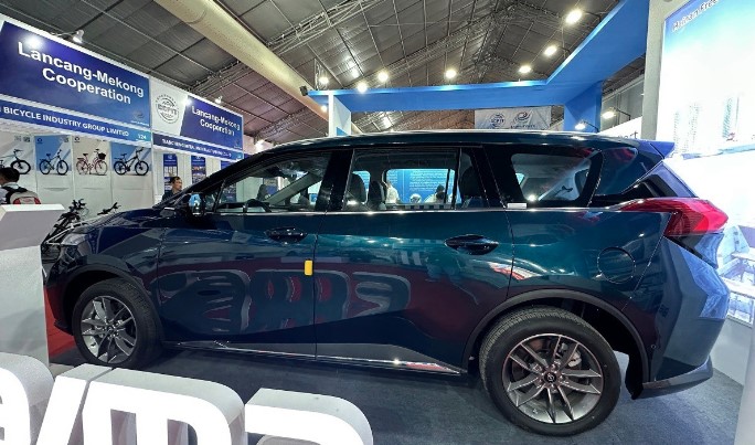 MPV 7 chỗ chạy điện lộ diện hoàn toàn trước thềm ra mắt thị trường Việt