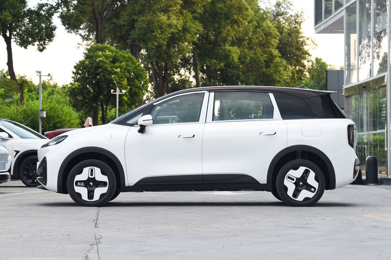 ‘Chuyên cơ mặt đất’ dành cho hot mom, giá hơn 430 triệu đồng