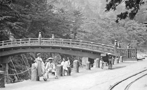 Bộ ảnh hiếm chụp lại Nhật Bản 100 năm trước khác lạ hoàn toàn so với bây giờ - Ảnh 17.