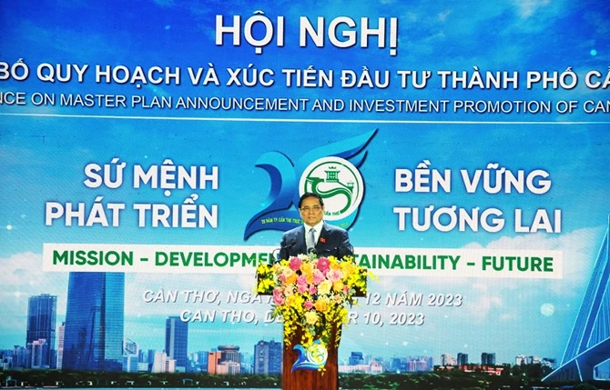 Thủ tướng Chính phủ Phạm Minh Chính phát biểu tại hội nghị Công bố quy hoạch và xúc tiến đầu tư TP Cần Thơ.