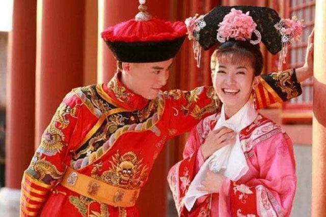 Để có thể lấy được Công chúa, Phò mã buộc phải làm điều khó nói này trước đêm tân hôn