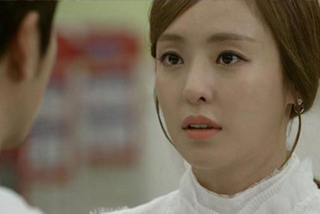 Ngày nói chuyện người lớn, nhà gái đưa ra yêu cầu khiến bố mẹ tôi giận dữ bỏ về ngay, còn tôi đứng ngồi không yên