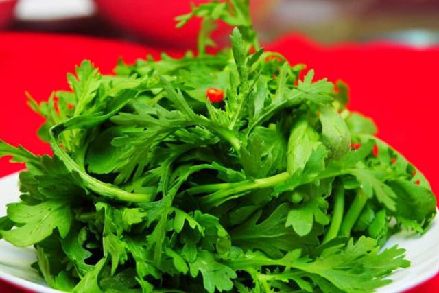 Vào mùa thu đông, 3 loại rau này không bao giờ phun thuốc trừ sâu