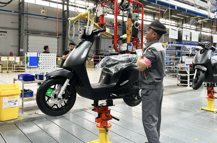 Nguồn cung xe máy cao kỷ lục, chờ khách xuống tiền dịp cuối năm