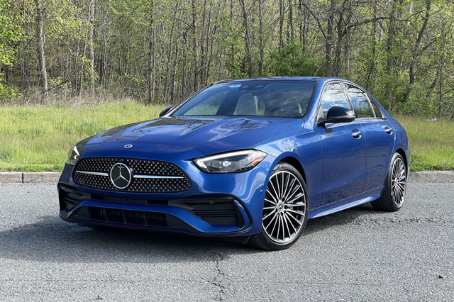 Mercedes-Benz C-Class tăng doanh số chóng mặt