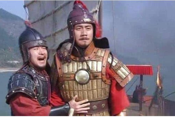 Chu Nguyên Chương đang đi trên phố thì bị một bà lão chỉ thẳng mặt mắng nhiếc, cách xử trí của Chu Nguyên Chương khiến người ta phải rơi lệ