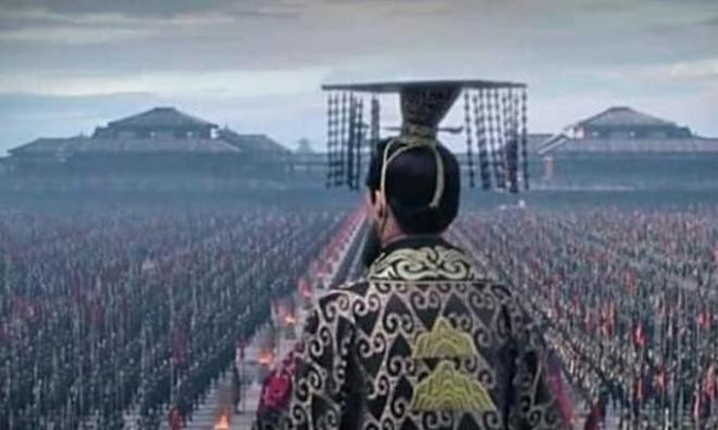 Tại sao Tần Thủy Hoàng mạnh mẽ vậy lại chết trong một cuộc duyệt binh?