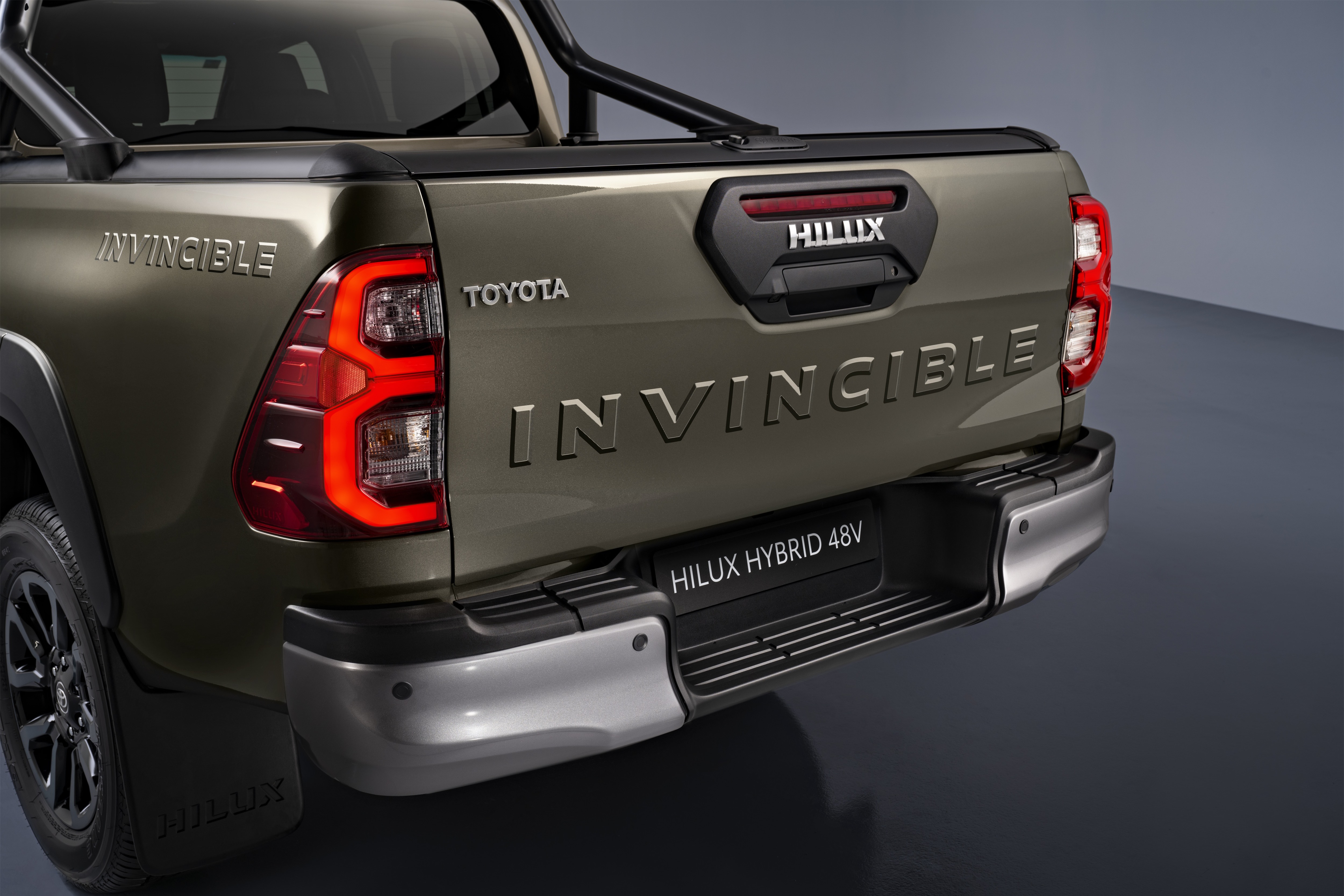 Toyota Hilux 2024 hybrid ảnh 5 Toyota Hilux 2024 hybrid anh 5