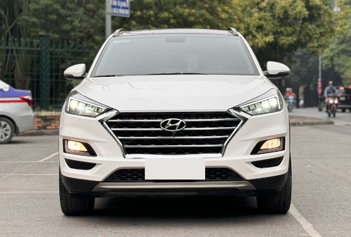 Lăn bánh 2 năm, chủ xe Hyundai Tucson chấp nhận bán ‘lỗ’ cả trăm triệu đồng