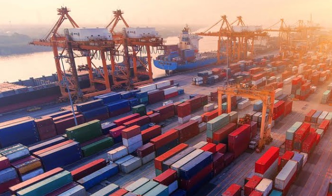 Lenovo cung cấp dịch vụ vận chuyển giảm carbon