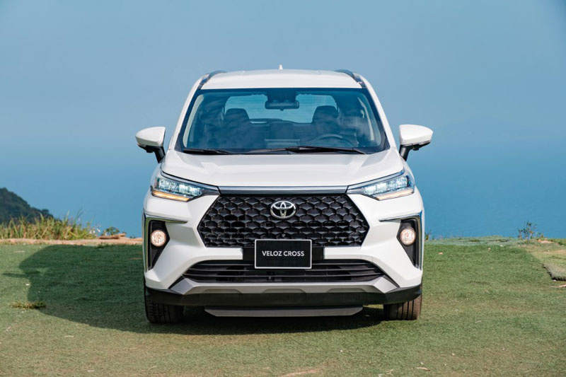 Top 10 xe MPV bán chạy nhất tháng 11/2023: Toyota Veloz Cross bám đuổi Mitsubishi Xpander