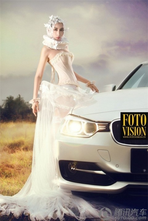 Kiều nữ trắng muốt bên BMW ảnh 4