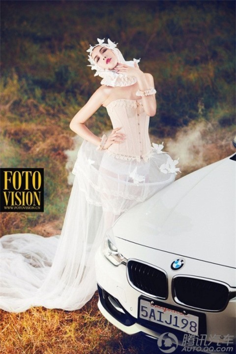 Kiều nữ trắng muốt bên BMW ảnh 5