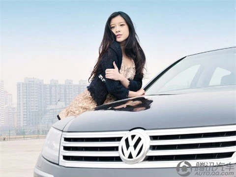 Thiếu nữ cực xinh bên xế hộp Volkswagen ảnh 5