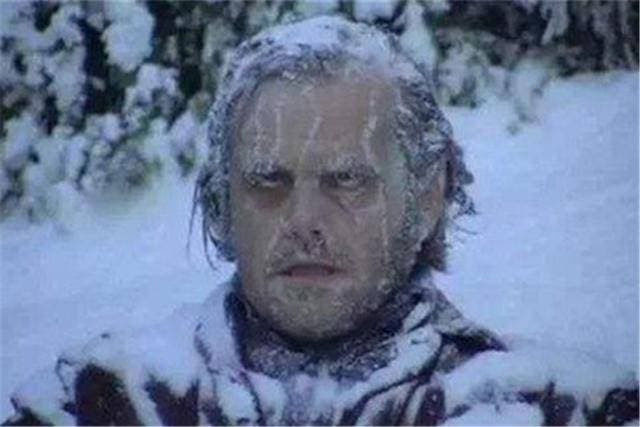 Tại sao những người chết cóng cởi bỏ quần áo mà vẫn nở nụ cười? Họ đã trải qua những gì