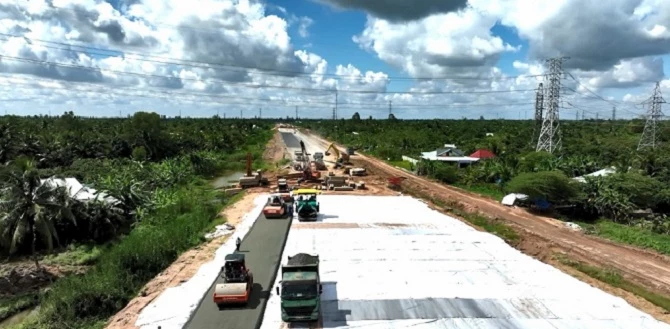 Dự án cao tốc Mỹ Thuận - Cần Thơ được trải thảm nhựa