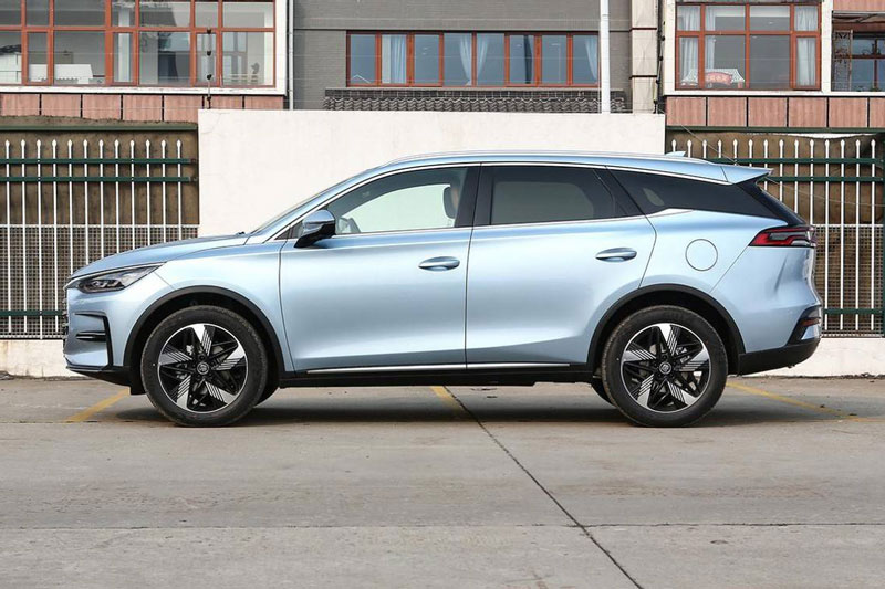 SUV lớn hơn Hyundai Santa Fe, công suất 510 mã lực, hơn 800 triệu đồng