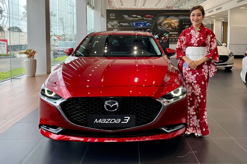 Mazda3 tiếp tục bỏ xa Kia K3 phân khúc xe sedan hạng C