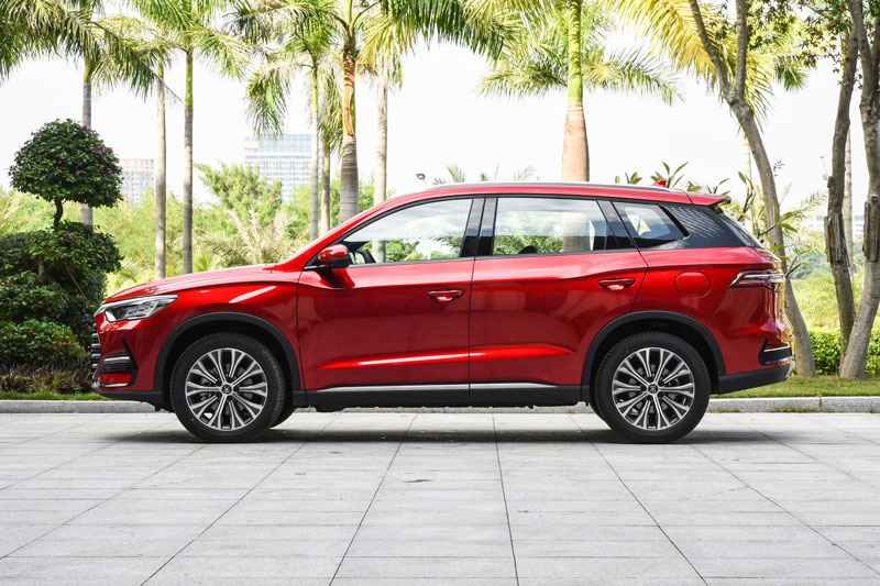 SUV thiết kế sang chảnh, 'uống xăng như ngửi’, giá hơn 420 triệu đồng, cạnh tranh với Mazda CX-5