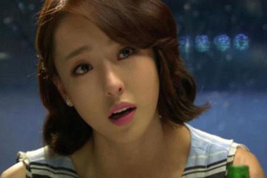 Phát hiện điểm khả nghi khi kiểm tra cặp lồng cơm của chồng, tôi lén theo dõi và nghẹn ngào khi biết sự thật