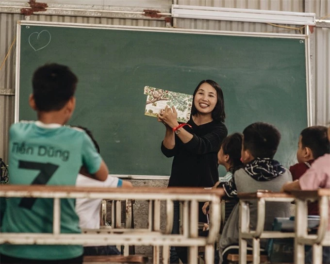 Cô Trần Thị Thúy nuôi ước mơ trở thành cô giáo từ nhỏ