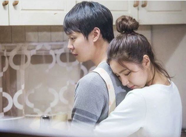 Choáng váng khi thấy vết sẹo dài trên bụng bạn trai, biết nguyên nhân tôi hối hận vô cùng