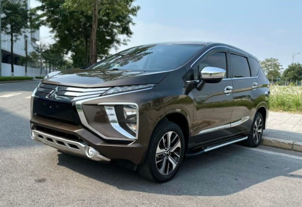 ‘Vua doanh số’ Mitsubishi Xpander lăn bánh 5 năm xuống giá khó tin trên sàn xe cũ