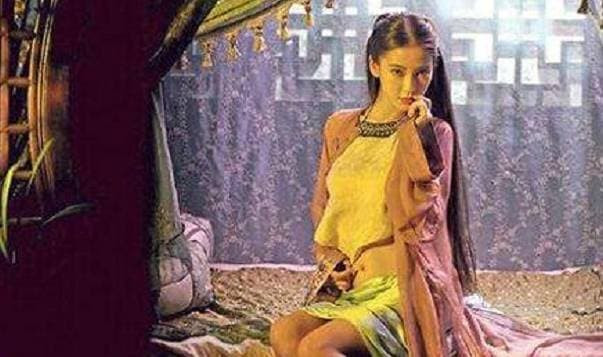 Tại sao đàn ông thời xưa có ba, bốn thê thiếp vẫn lui tới các nhà chứa? Bốn lý do này nói lên sự thật!